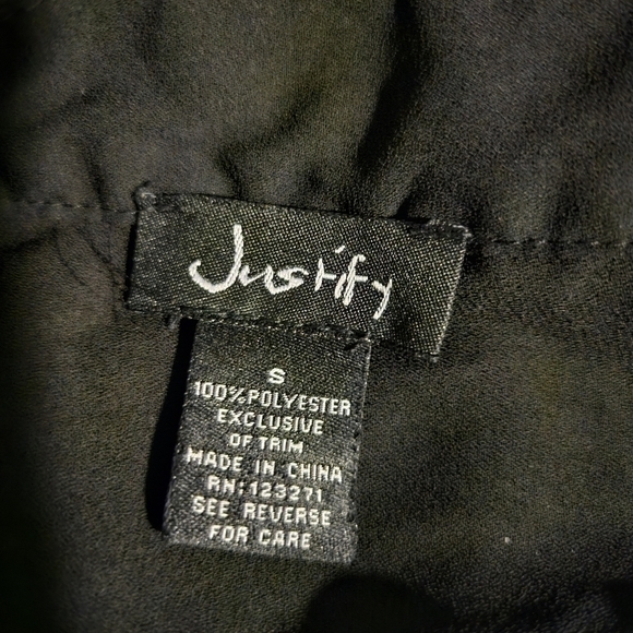 Justify Semi Sheer Black V-neck 100% Polyester Pull Over Blouse Size S - Picture 6 of 6